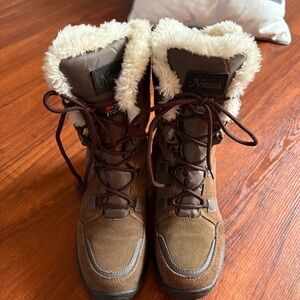 Snow extreme weather Boots with fur lining water resistant Sz 8